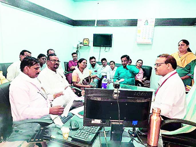 Meetings, agitations erupted; When will our problems be solved? | बैठकी, आंदोलने उदंड झाली; आमच्या समस्या सुटणार कधी? Meetings, agitations erupted; When will our problems be solved? | बैठकी, आंदोलने उदंड झाली; आमच्या समस्या सुटणार कधी?