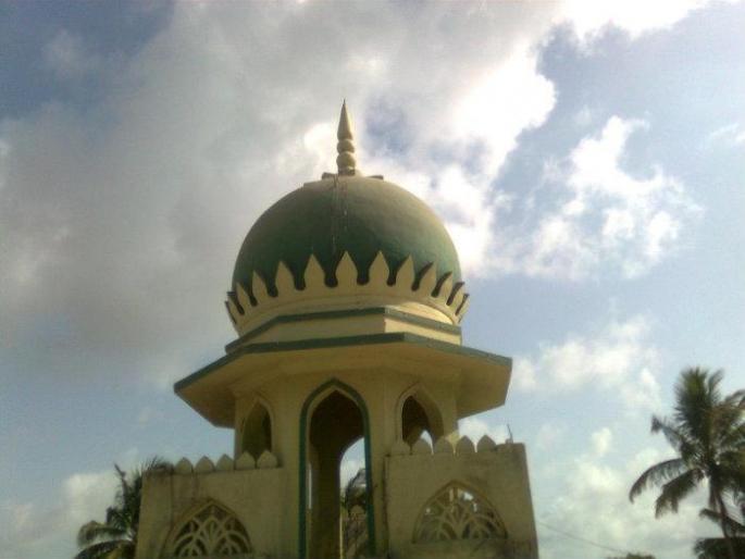 Eventually the mosque's bogus NA In case 3 offenses | अखेर मशिदीच्या बोगस एन.ए. प्रकरणी ३ गुन्हे Eventually the mosque's bogus NA In case 3 offenses | अखेर मशिदीच्या बोगस एन.ए. प्रकरणी ३ गुन्हे