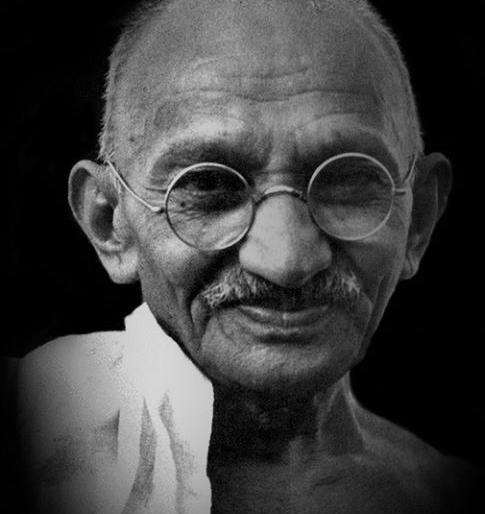 Offensive comment on Facebook about Mahatma Gandhi; Complaint filed in Nagpur | म. गांधींबाबत फेसबुकवर आक्षेपार्ह टिप्पणी; नागपुरात तक्रार दाखल Offensive comment on Facebook about Mahatma Gandhi; Complaint filed in Nagpur | म. गांधींबाबत फेसबुकवर आक्षेपार्ह टिप्पणी; नागपुरात तक्रार दाखल