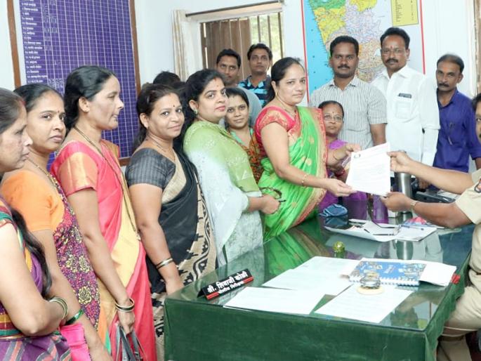 Burning of trains in Sindhudurg district, blocking the type of action: Sanjivini Pawar | सिंधुदुर्ग जिल्ह्यातील गाड्या जाळण्याचे, हाणामारीचे प्रकार रोखा : संजिवनी पवार