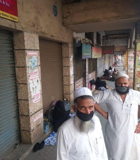 Even after reaching Nagpur, one has to wait for fate; Passengers are bored | नागपुरात पोहोचल्यानंतरही नशिबात वाट पाहणेच; प्रवासी झालेत बेजार