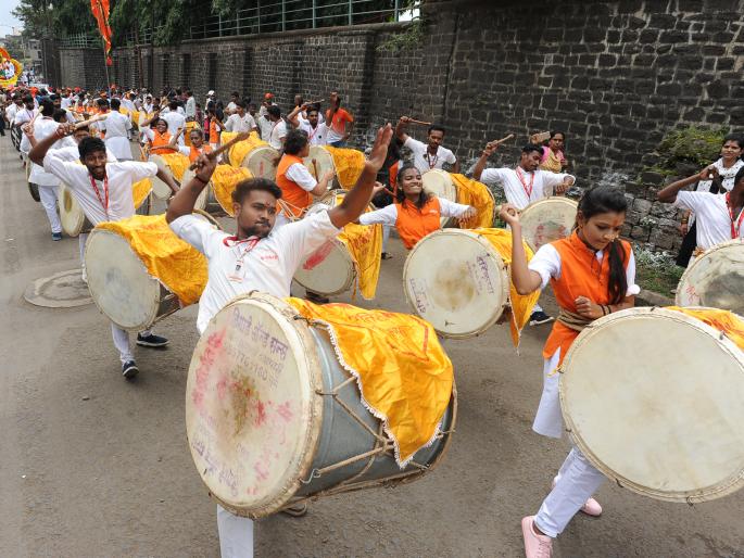 Split the sound and share the light | आवाजाला फाटा आणि प्रकाशाच्या वाटा Split the sound and share the light | आवाजाला फाटा आणि प्रकाशाच्या वाटा