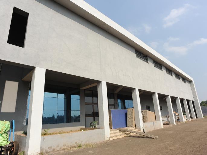 Although the 'twenty-three' of 'Chhattis', the sports complex was incomplete | कोल्हापूरसह पाच जिल्ह्यांसाठी परिपूर्ण विभागीय क्रीडासंकुल अपूर्णच, ‘तेवीस’चे झाले ‘छत्तीस’ कोटी Although the 'twenty-three' of 'Chhattis', the sports complex was incomplete | कोल्हापूरसह पाच जिल्ह्यांसाठी परिपूर्ण विभागीय क्रीडासंकुल अपूर्णच, ‘तेवीस’चे झाले ‘छत्तीस’ कोटी