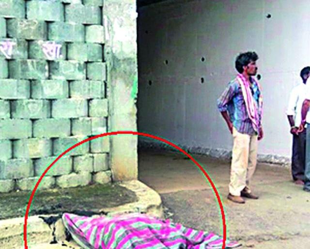 The youth took a burn from one love | एकतर्फी प्रेमातून युवकाने घेतले जाळून The youth took a burn from one love | एकतर्फी प्रेमातून युवकाने घेतले जाळून