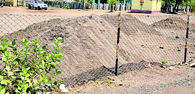 Sand prices have risen | वाळूचे भाव कडाडले