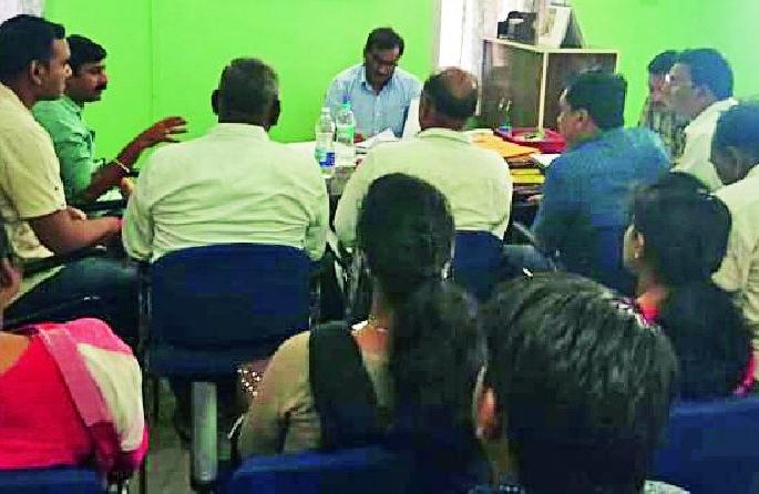 Farmer's Renewal Offline | कृषिकेंद्रांचे नूतनीकरण आॅफलाइन