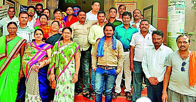 The municipal officials are notorious about corporators | पालिका मुख्याधिकाऱ्यांची नगरसेवकांशी अरेरावी The municipal officials are notorious about corporators | पालिका मुख्याधिकाऱ्यांची नगरसेवकांशी अरेरावी