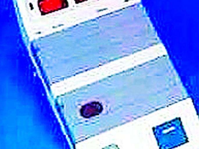 The propaganda guns cooled down, the real propaganda started in the villages | प्रचार तोफा थंडावल्या, खऱ्या प्रचाराला गावागावांत प्रारंभ The propaganda guns cooled down, the real propaganda started in the villages | प्रचार तोफा थंडावल्या, खऱ्या प्रचाराला गावागावांत प्रारंभ