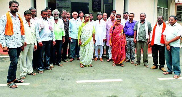 The attack on the villages in Saundh is organized and pre-planned | सौंदड येथील ग्रामस्थांवरील हल्ला हा संघटित आणि पूर्वनियोजित The attack on the villages in Saundh is organized and pre-planned | सौंदड येथील ग्रामस्थांवरील हल्ला हा संघटित आणि पूर्वनियोजित