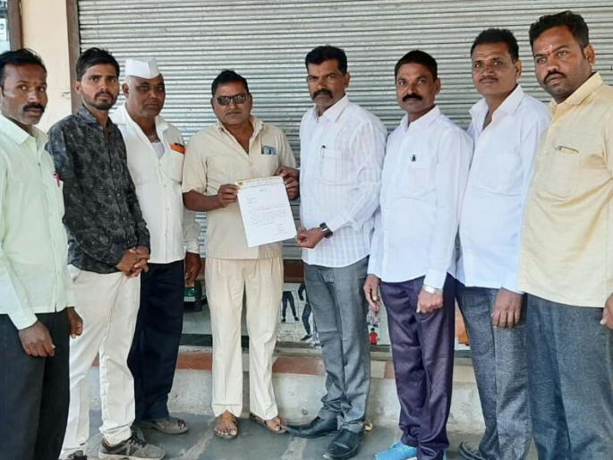 Sanjay Sathe is the taluka of the Maharashtra State Onion Producers Farmers Association | महाराष्ट्र राज्य कांदा उत्पादक शेतकरी संघटनेच्या तालुकाध्यक्षपदी संजय साठे Sanjay Sathe is the taluka of the Maharashtra State Onion Producers Farmers Association | महाराष्ट्र राज्य कांदा उत्पादक शेतकरी संघटनेच्या तालुकाध्यक्षपदी संजय साठे