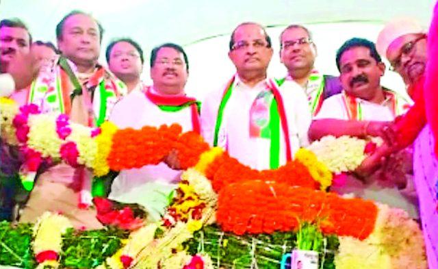 Ram remembers when elections are over | निवडणुका आल्या की राम आठवतो Ram remembers when elections are over | निवडणुका आल्या की राम आठवतो