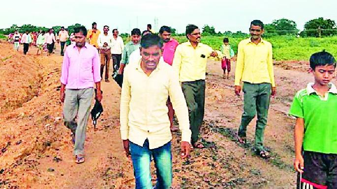 Wacoli's blasting will dispatch many homes | वेकोलिच्या ब्लास्टिंगमुळे अनेक घरांना भेगा Wacoli's blasting will dispatch many homes | वेकोलिच्या ब्लास्टिंगमुळे अनेक घरांना भेगा