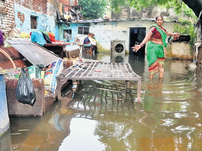 Extreme rainfall measurements | अतिवृष्टी मोजण्याचा पेच Extreme rainfall measurements | अतिवृष्टी मोजण्याचा पेच
