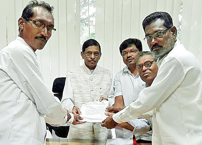 Pending accounts for 13 years | १३ वर्षांपासून हिशेब प्रलंबित Pending accounts for 13 years | १३ वर्षांपासून हिशेब प्रलंबित