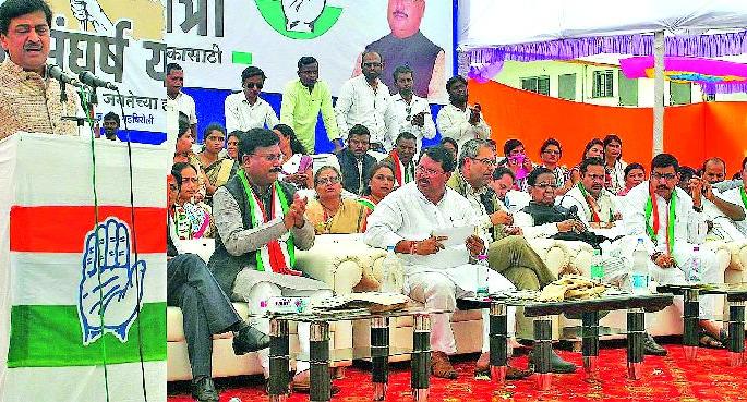The time for the government's reception came | सरकारच्या घरवापसीची वेळ आली The time for the government's reception came | सरकारच्या घरवापसीची वेळ आली