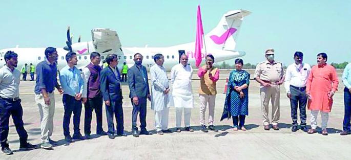 Cargo service will start from Gondia Airport | गोंदिया विमानतळावरून कार्गो सेवा सुरू करणार Cargo service will start from Gondia Airport | गोंदिया विमानतळावरून कार्गो सेवा सुरू करणार