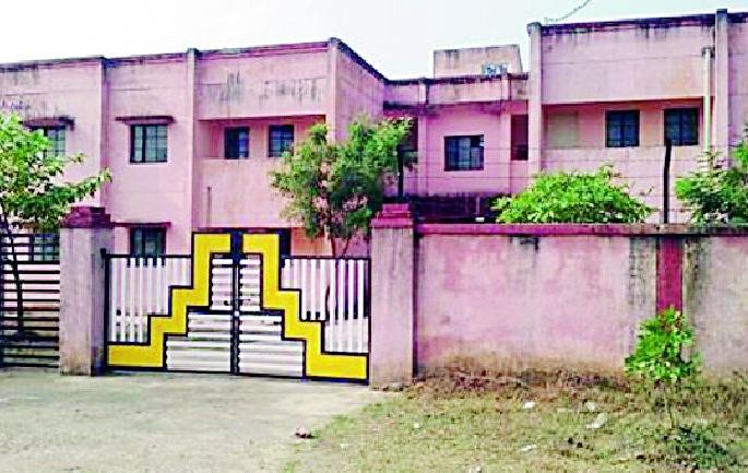 Waiting for office-bearers | शासकीय निवासस्थानांना पदाधिकाऱ्यांची प्रतीक्षा