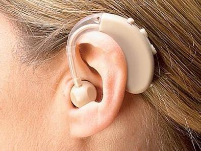 Hearing the hearing aids for a year and a half to the deaf on a thousand | एक हजारावर कर्णबधिरांना दीड वर्षापासून श्रवण यंत्राची प्रतीक्षा Hearing the hearing aids for a year and a half to the deaf on a thousand | एक हजारावर कर्णबधिरांना दीड वर्षापासून श्रवण यंत्राची प्रतीक्षा