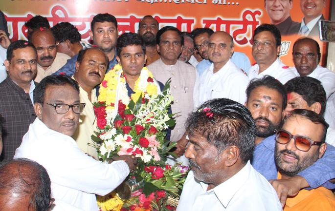 Santosh Danve as BJP's district president | भाजपच्या जिल्हाध्यक्षपदी संतोष दानवे Santosh Danve as BJP's district president | भाजपच्या जिल्हाध्यक्षपदी संतोष दानवे