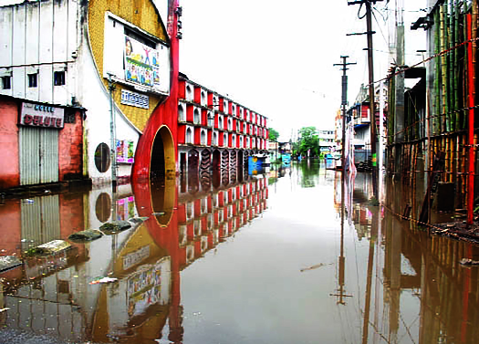 What is new for the new flood? | जुनी पूररेषा असताना नवीन कशासाठी...? What is new for the new flood? | जुनी पूररेषा असताना नवीन कशासाठी...?