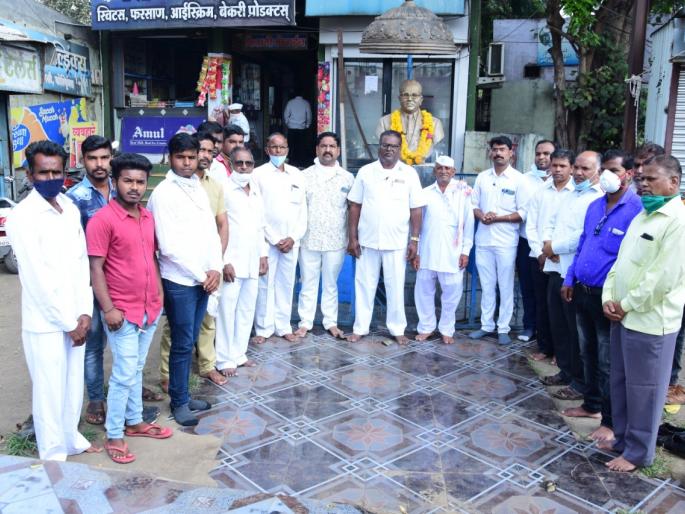Conversion announcement anniversary celebrated at Lasalgaon | लासलगाव येथे धर्मांतर घोषणा वर्धापन दिन साजरा Conversion announcement anniversary celebrated at Lasalgaon | लासलगाव येथे धर्मांतर घोषणा वर्धापन दिन साजरा