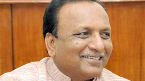 nashik,reservation,helps,reduce,communal,distance, reservation | आरक्षणामुळे जातीय अंतर कमी होण्यास मदत