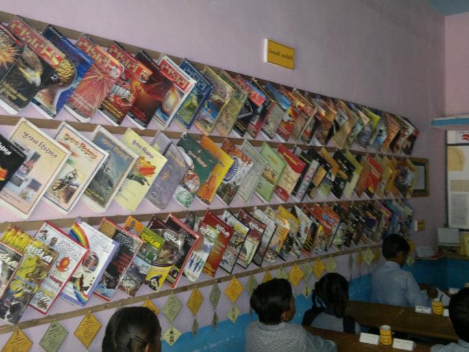 Mhaswad Lecturer took school for adoption | म्हसवड वाचनालयाने घेतली शाळाच दत्तक