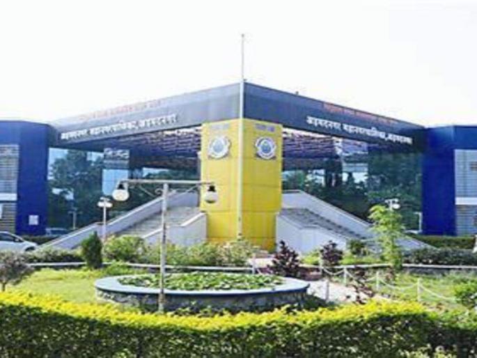 Corona also broke into the government office, two department heads in the corporation became corona-affected, the office closed | शासकीय कार्यालयातही घुसला कोरोना, महापालिकेतील दोन खातेप्रमुख झाले कोरोनाबाधित, कार्यालय बंद Corona also broke into the government office, two department heads in the corporation became corona-affected, the office closed | शासकीय कार्यालयातही घुसला कोरोना, महापालिकेतील दोन खातेप्रमुख झाले कोरोनाबाधित, कार्यालय बंद