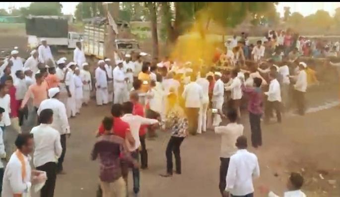 Khanderao Maharaj's Yatra was organized at Satara | सातारे येथे खंडेराव महाराज यात्रोत्सवाची सांगता Khanderao Maharaj's Yatra was organized at Satara | सातारे येथे खंडेराव महाराज यात्रोत्सवाची सांगता
