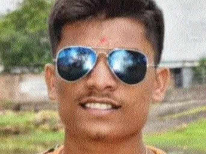 Death of a young man dancing in Ganapati immersion procession | गणपती विसर्जन मिरवणुकीत नाचताना युवकाचा मृत्यू