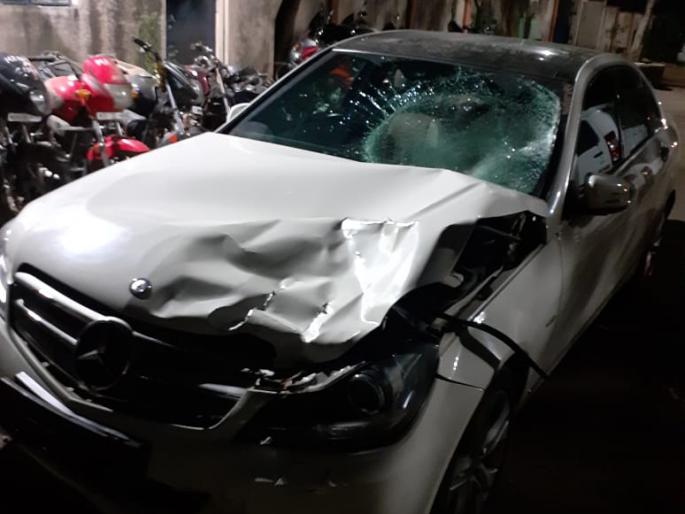 Three injured in accident at Padali | पाडळी येथील अपघातात तिघे जखमी Three injured in accident at Padali | पाडळी येथील अपघातात तिघे जखमी