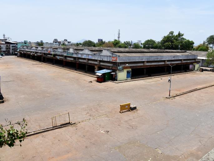 Good response on the second day of the lockdown in the city | शहरात लॉकडाऊनच्या दुसऱ्या दिवशी चांगला प्रतिसाद Good response on the second day of the lockdown in the city | शहरात लॉकडाऊनच्या दुसऱ्या दिवशी चांगला प्रतिसाद