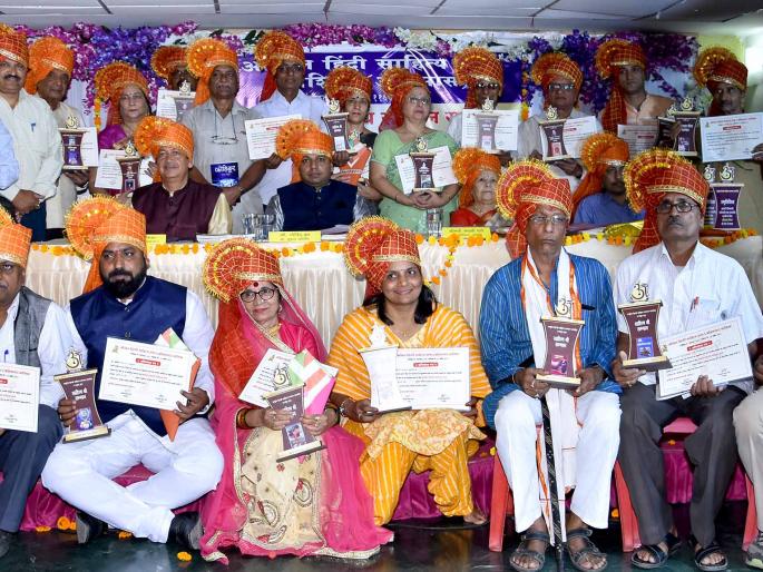 Hindi is the mother of all languages of the country: Thats | हिंदी ही देशातील सर्व भाषांची जननी : थत्ते
