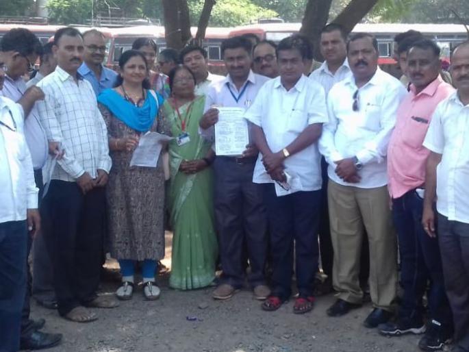 Voting awareness in Chopda Agar | चोपडा आगारात मतदान जनजागृती Voting awareness in Chopda Agar | चोपडा आगारात मतदान जनजागृती