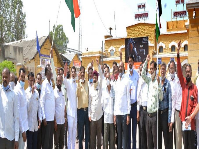 Ahmednagar - Pune Intercity Railway agitation now in Delhi - b. Sangram Jagtap | अहमदनगर - पुणे इंटरसिटी रेल्वेसाठी आता दिल्लीत आंदोलन - आ. संग्राम जगताप Ahmednagar - Pune Intercity Railway agitation now in Delhi - b. Sangram Jagtap | अहमदनगर - पुणे इंटरसिटी रेल्वेसाठी आता दिल्लीत आंदोलन - आ. संग्राम जगताप
