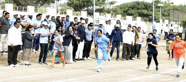 Arts and sports to be sustainable: Collector Dr. Abhijit Choudhary | कला व खेळ कायमस्वरूपी जोपासावेत : जिल्हाधिकारी डॉ. अभिजीत चौधरी Arts and sports to be sustainable: Collector Dr. Abhijit Choudhary | कला व खेळ कायमस्वरूपी जोपासावेत : जिल्हाधिकारी डॉ. अभिजीत चौधरी