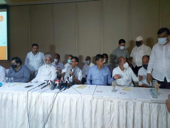 opposition Playing with the souls of Warakaris : Sanjay Raut | पायी वारीसाठी फूस लावणाऱ्यांकडून वारकऱ्यांच्या जिवाशी खेळ :  संजय राऊत