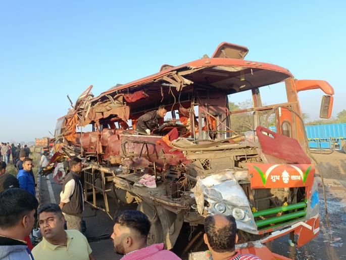 Differences between the two groups of Shiv Sena linger on the boxes! | शिवसेनेच्या दोन्ही गटातील मतभेद खोक्यांवरच रेंगाळलेले ! Differences between the two groups of Shiv Sena linger on the boxes! | शिवसेनेच्या दोन्ही गटातील मतभेद खोक्यांवरच रेंगाळलेले !