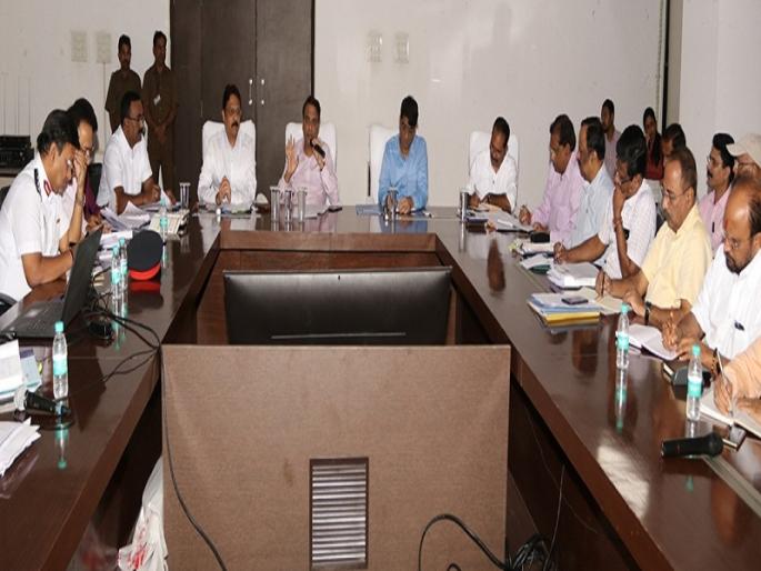 Nashik Municipal Corporation has given 500 crore property tax recovery by December end | महापालिका आयुक्तांनी दिले डिसेंबर अखेरपर्यंत ५०० कोटी मालमत्ता कर वसुलीचे उद्दीष्ट Nashik Municipal Corporation has given 500 crore property tax recovery by December end | महापालिका आयुक्तांनी दिले डिसेंबर अखेरपर्यंत ५०० कोटी मालमत्ता कर वसुलीचे उद्दीष्ट