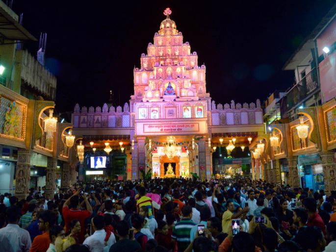 ganeshuthchav started with happiness in pune | ढोलताशांचा झाला गजर : आनंदोत्सवाला आला बहर ganeshuthchav started with happiness in pune | ढोलताशांचा झाला गजर : आनंदोत्सवाला आला बहर