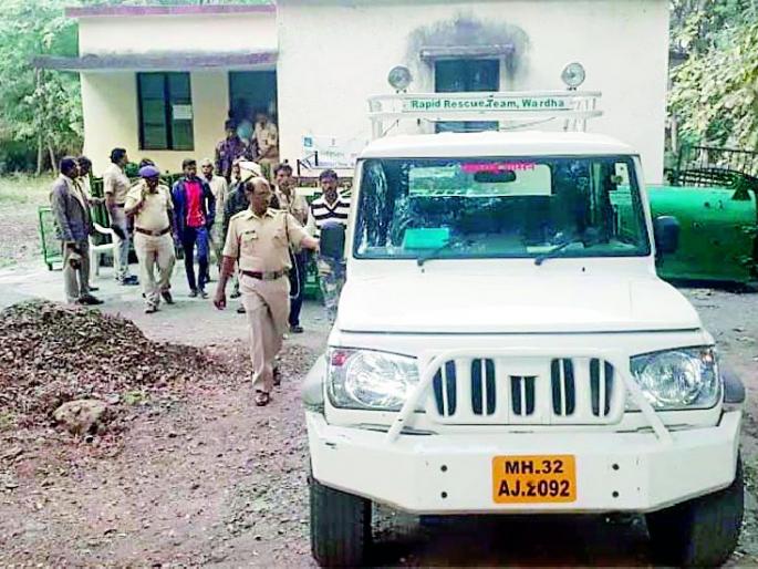 Seven arrested for murdering a girl | बिबट्याच्या हत्येप्रकरणी सात जणांना अटक