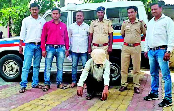 Jailed murderer | हत्येतील आरोपी जेरबंद Jailed murderer | हत्येतील आरोपी जेरबंद