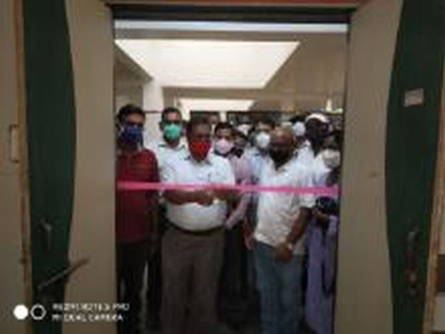 20 oxygen beds donated by teachers in Yeola | येवल्यात शिक्षकांकडून २० ऑक्सिजन बेड भेट 20 oxygen beds donated by teachers in Yeola | येवल्यात शिक्षकांकडून २० ऑक्सिजन बेड भेट