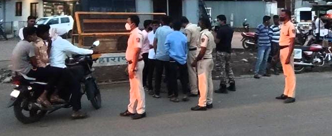 Vehicle inspection in Yeola city | येवला शहरात वाहनांची तपासणी Vehicle inspection in Yeola city | येवला शहरात वाहनांची तपासणी