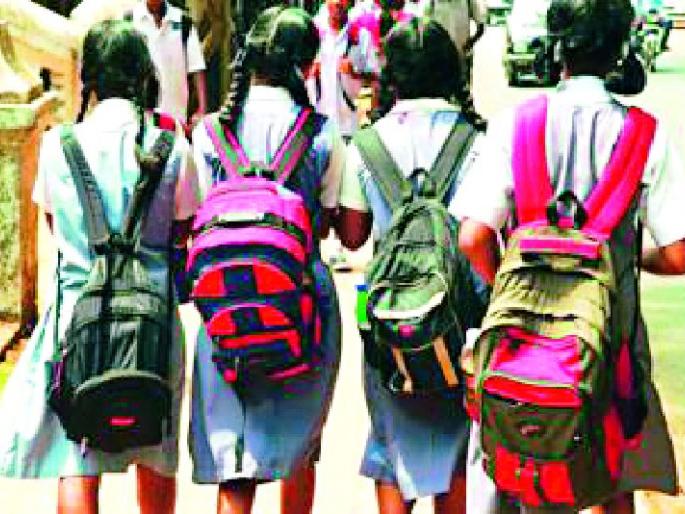 After Corona, there will be a Vinadaptara school in the district | कोरोनानंतर जिल्ह्यात भरणार विनादप्तराची शाळा After Corona, there will be a Vinadaptara school in the district | कोरोनानंतर जिल्ह्यात भरणार विनादप्तराची शाळा