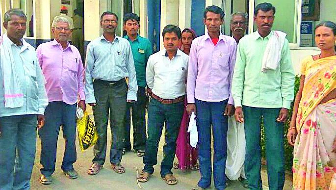 There is no police inquiry even for a month of suspicious death of the young man | युवकाच्या संशयास्पद मृत्यूची महिनाभरानंतरही पोलीस चौकशी नाही There is no police inquiry even for a month of suspicious death of the young man | युवकाच्या संशयास्पद मृत्यूची महिनाभरानंतरही पोलीस चौकशी नाही