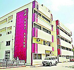 Zilla Parishad employees are deprived of one level | जिल्हा परिषदेचे कर्मचारी एकस्तरपासून वंचित Zilla Parishad employees are deprived of one level | जिल्हा परिषदेचे कर्मचारी एकस्तरपासून वंचित