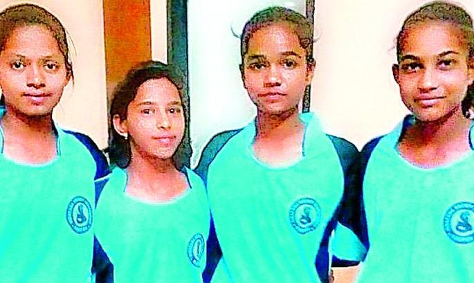 Abhyankar's four-time national hockey champion | अभ्यंकरच्या चौघींची राष्ट्रीय हॉकी चॅम्पियनसाठी निवड
