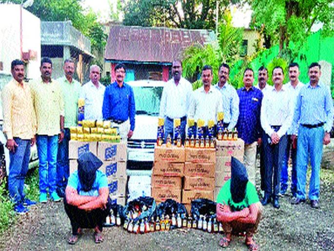 Six liquor bottles seized near Girnar | गिरणारेजवळ सहा लाखांचा मद्यसाठा जप्त Six liquor bottles seized near Girnar | गिरणारेजवळ सहा लाखांचा मद्यसाठा जप्त