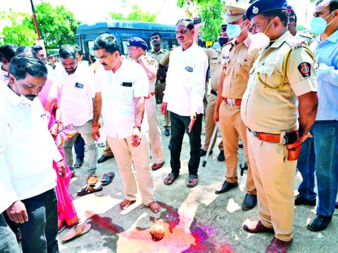 Talegaon residents experienced a unique inauguration ceremony | तळेगाववासीयांनी अनुभवला अनोखा उद्घाटन सोहळा Talegaon residents experienced a unique inauguration ceremony | तळेगाववासीयांनी अनुभवला अनोखा उद्घाटन सोहळा